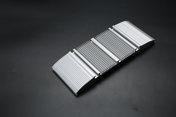 汽車(chē)鋁合金型材配件